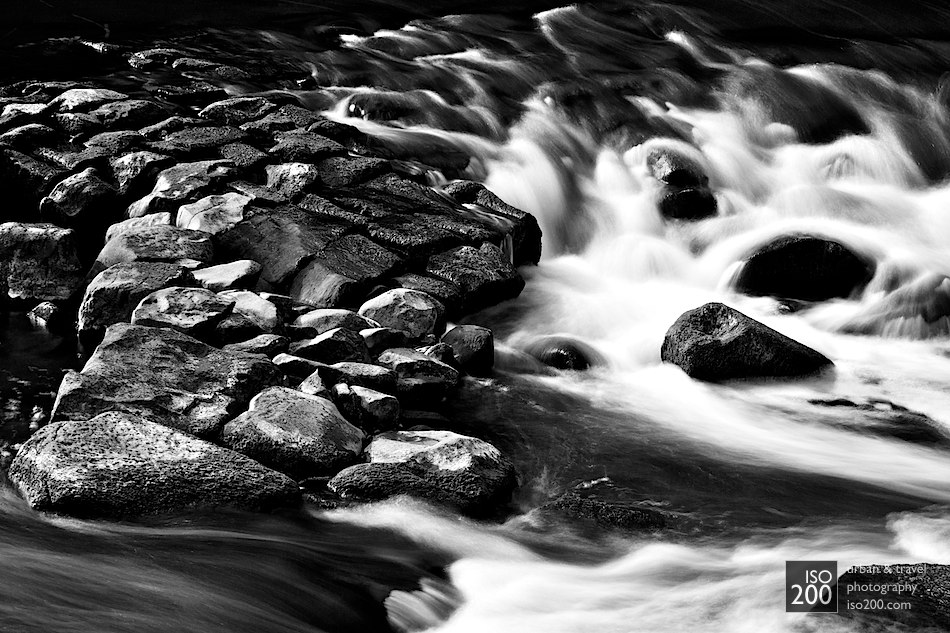 An intermediate exposure of the River Almond at Cramond - 2 second exposure at f8 with a Tiffen 3 stop ND filter.