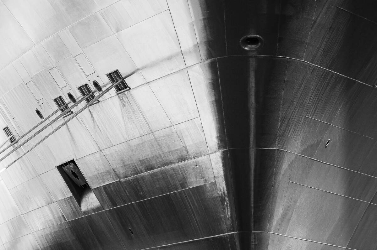 




Black and white detail of the bow of the Cunard liner Queen Mary.
